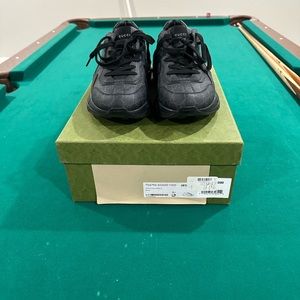 Gucci- Rhython (black)